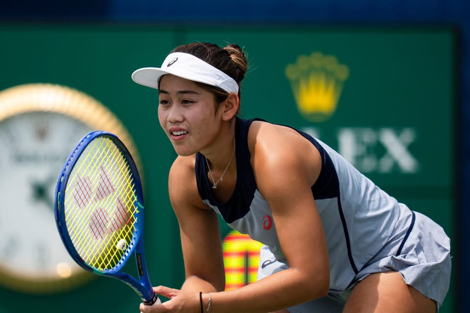 ลัลนา  ทะลุเมนดรอว์ WTA 1000 โตรอนโต