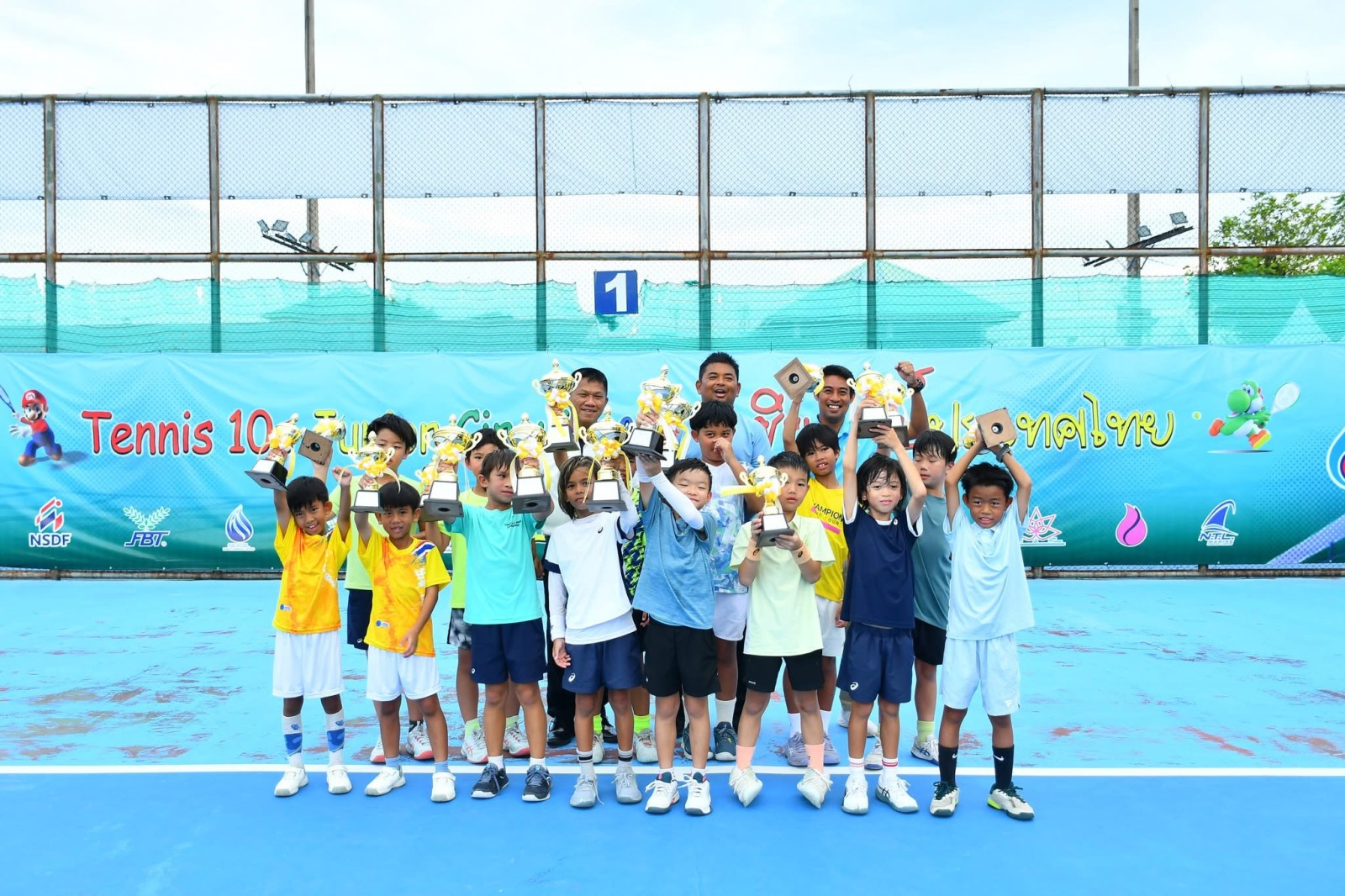 ศึกเทนนิส เทนส์ ที่อยุธยา ได้แชมป์ประเภทคู่ครบถ้วน 