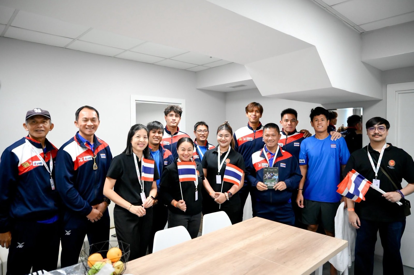 ท่านอุปทูตฯ ให้กำลังใจทีมเดวิสคัพไทย 